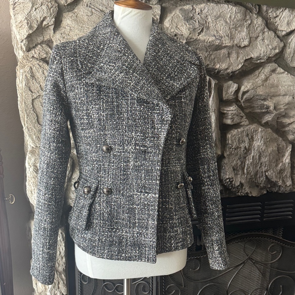 Chic Tweed Double-Breasted Pea Coat